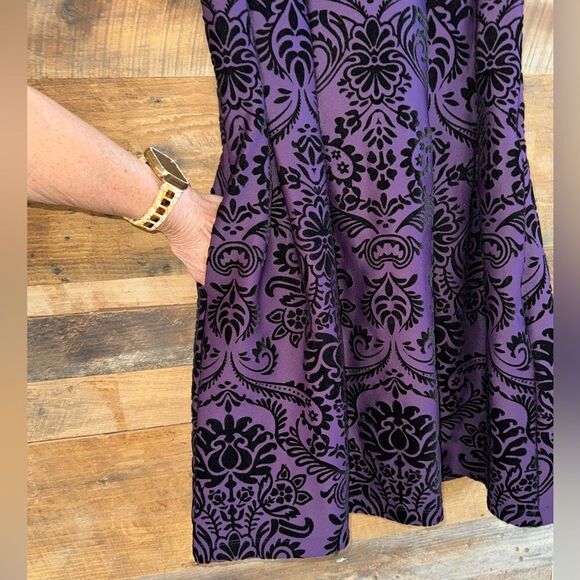 Gabby Skye Damask Velvet Fit And Flare Dress. Purple/black - Picture 3 of 6